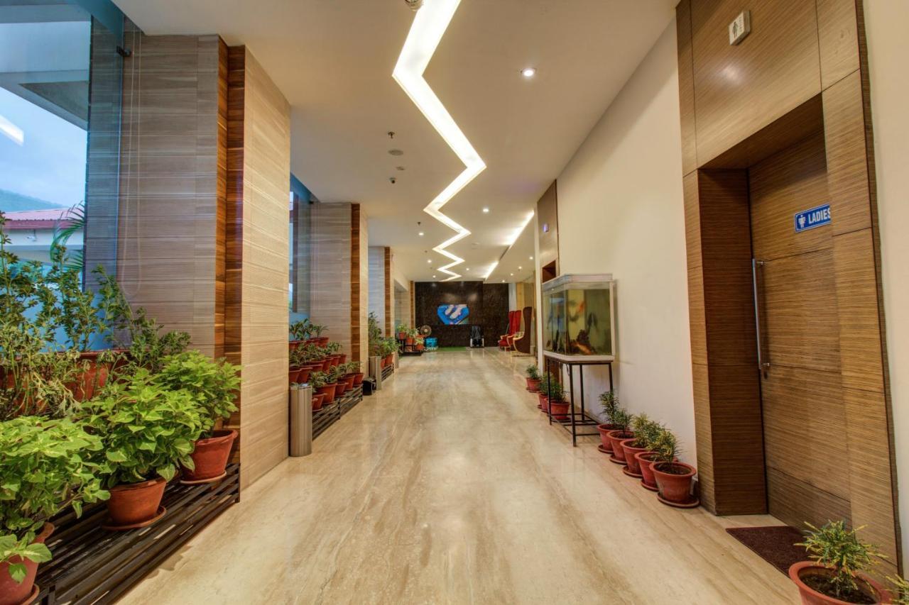 Oyo 3575 The Wave International Hotel Jamshedpur Eksteriør billede