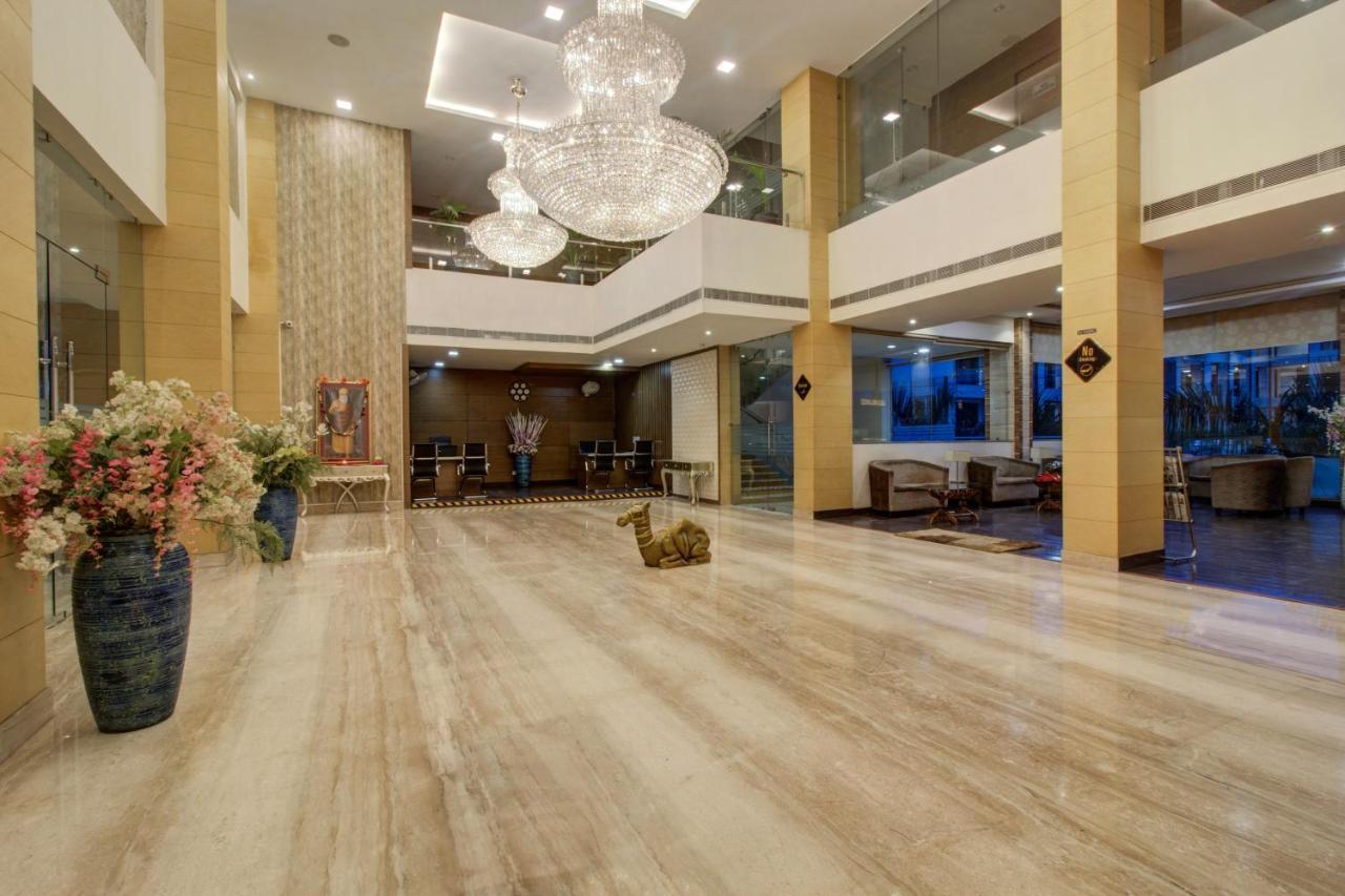 Oyo 3575 The Wave International Hotel Jamshedpur Eksteriør billede