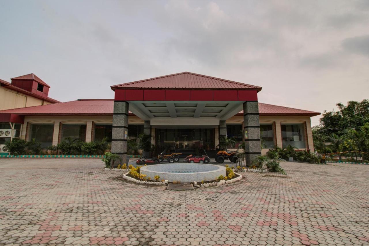 Oyo 3575 The Wave International Hotel Jamshedpur Eksteriør billede