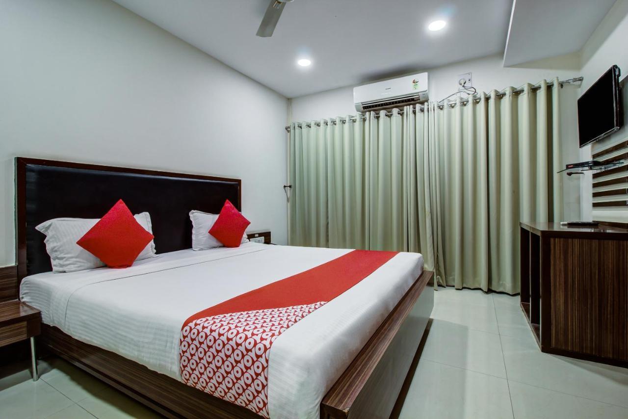 Oyo 3575 The Wave International Hotel Jamshedpur Eksteriør billede