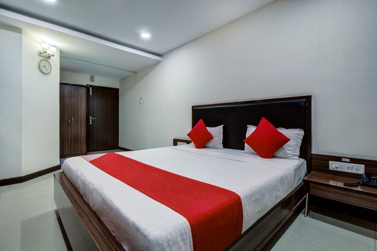 Oyo 3575 The Wave International Hotel Jamshedpur Eksteriør billede